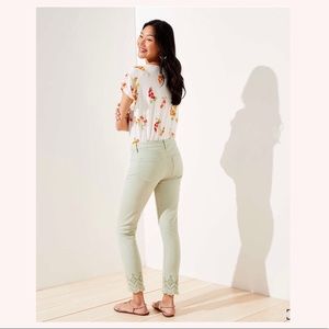 LOFT Eyelet Hem Slim Pocket Skinny Crop Jeans